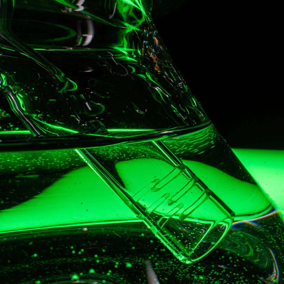 BLACK LEAF Mrs ufo bongbastic - immagine 5
